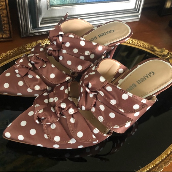 NWOB Vintage Gianni Bini Satin Polka Dot Heeled Mules - Picture 10 of 12